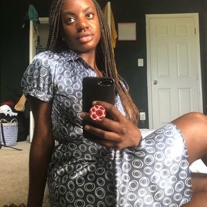 Meet your Posher, Adama